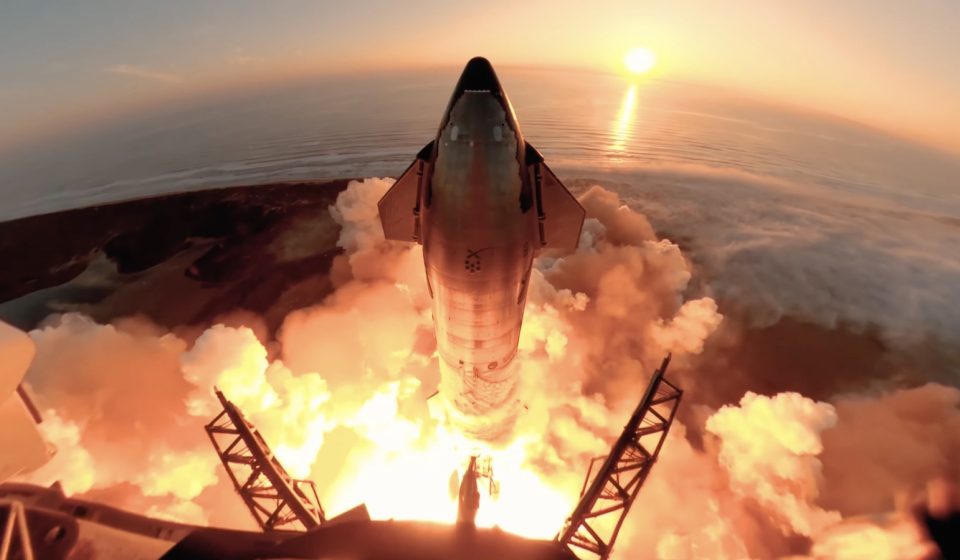 Is SpaceX's spaceship the most powerful rocket ever built?