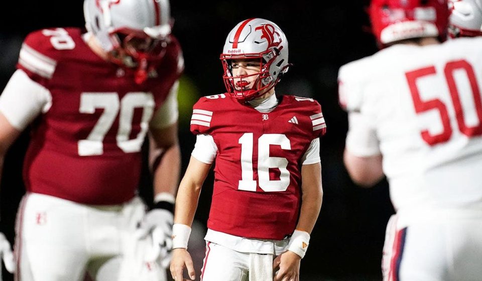 Peyton Manning's freshman son is shaken, but fans are even more stunned by all the scholarship offers
