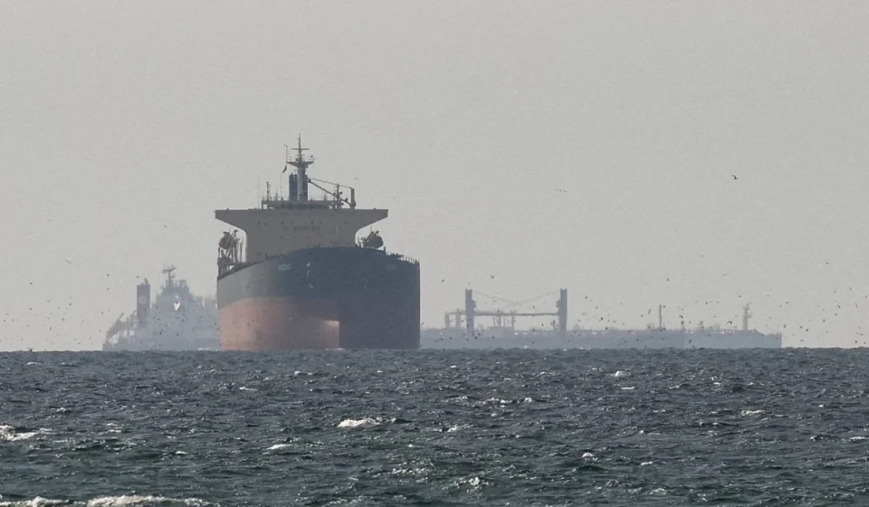 Iran war: Saudi helicopter crash kills two as tanker attacks threaten Hormuz By Investing.com