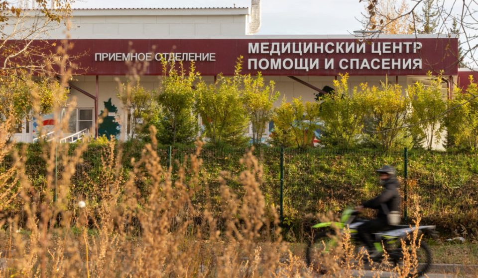 Understanding pneumonic plague after the death of a Russian laboratory worker