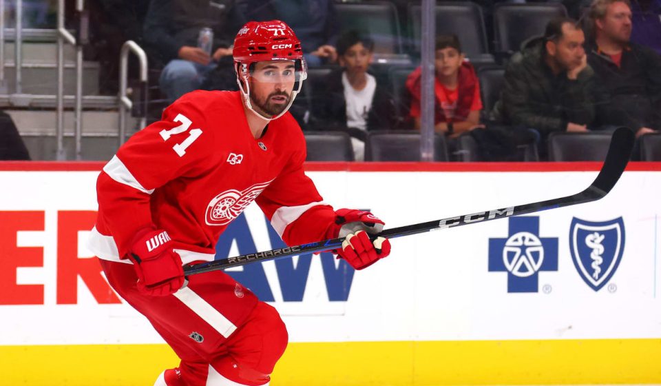 Larkin out for Red Wings against Blackhawks, GM will have to sort things out