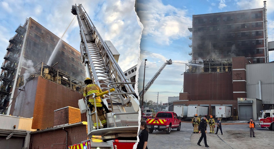 Quaker Oats factory explosion, fire sends smoke over Cedar Rapids Quaker Oats factory explosion, fire sends smoke over Cedar Rapids