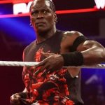 R-Truth's Injury Status Update After WWE SmackDown Match Ends Early