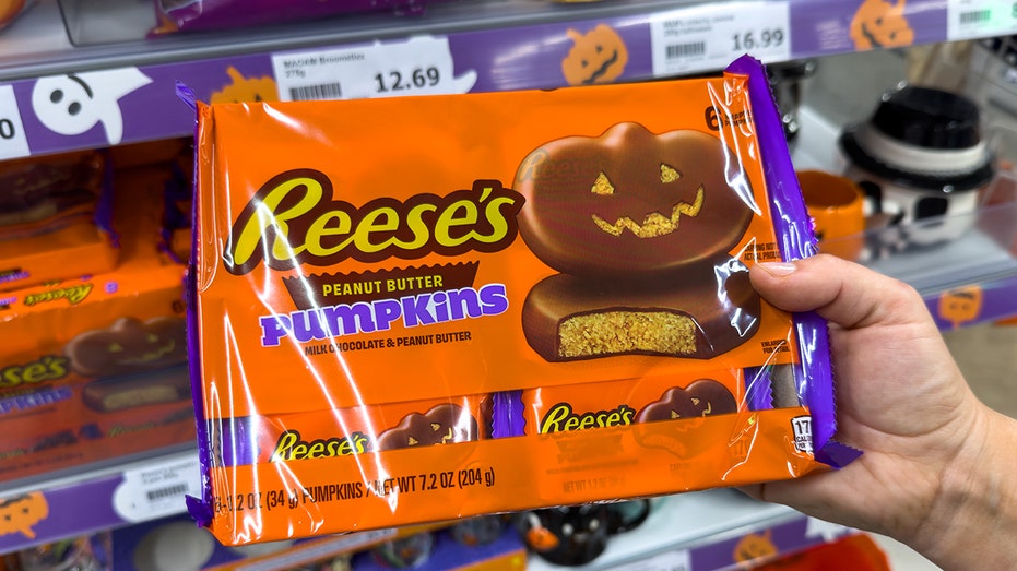 Reese's changes pumpkin candy packaging after legal battle