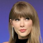 Taylor Swift's Mini Dress Gives Back-to-School Fashion Touch on 'SNL'