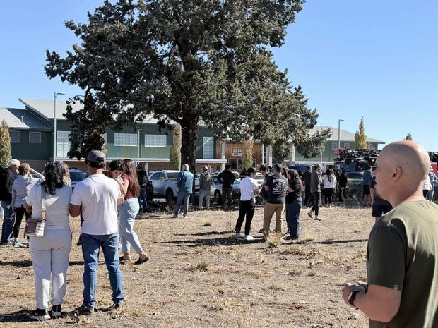 3 children, 1 adult killed in Bend, Oregon elementary school shooting, sources say; suspect dead