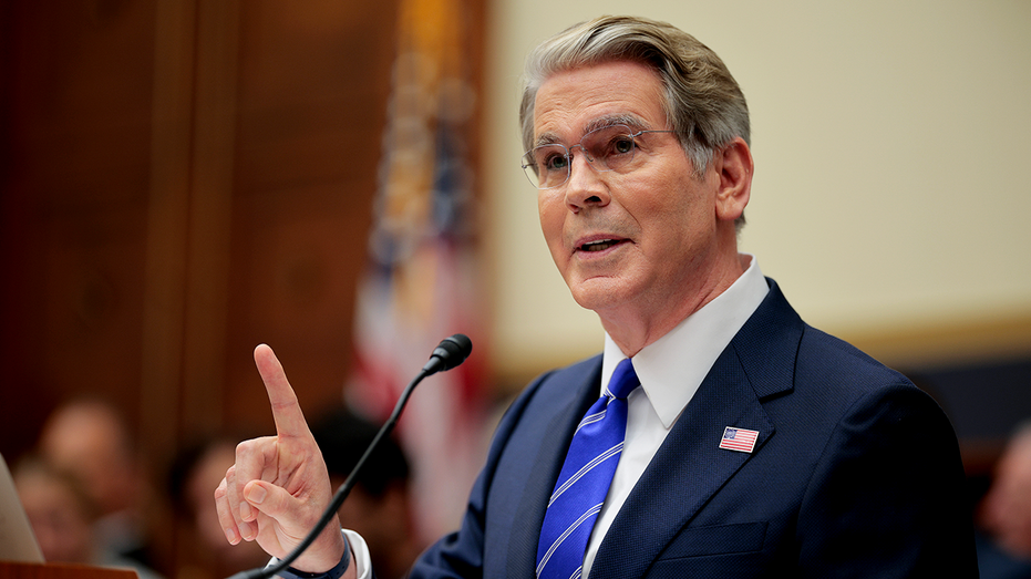 Scott Bessent says sanctions against Iran are collapsing the regime’s economy Scott Bessent says sanctions against Iran are collapsing the regime's economy