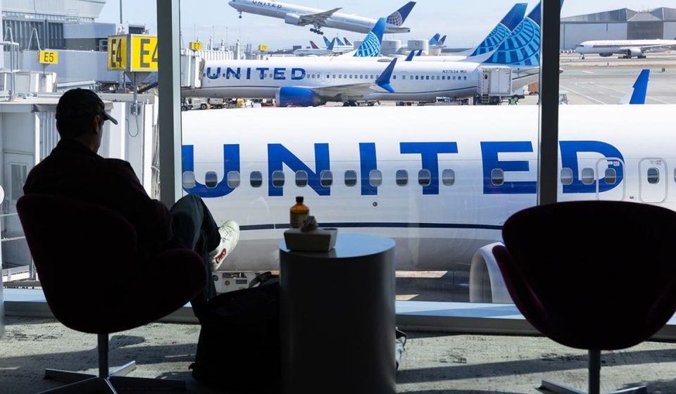 United Airlines Newark flight diverted to Las Vegas over security concerns