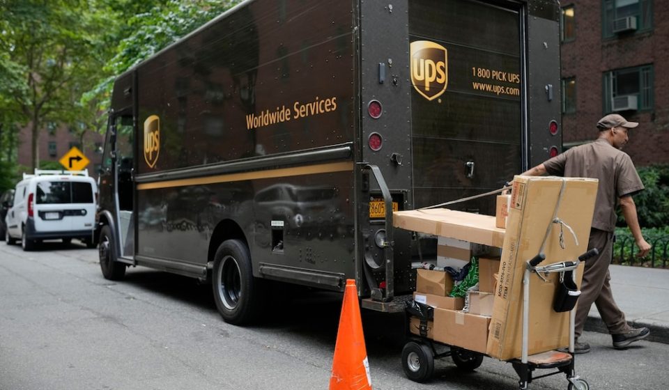 Seasonal job hiring at Amazon, UPS and Spirit Halloween increases Seasonal job hiring at Amazon, UPS and Spirit Halloween increases