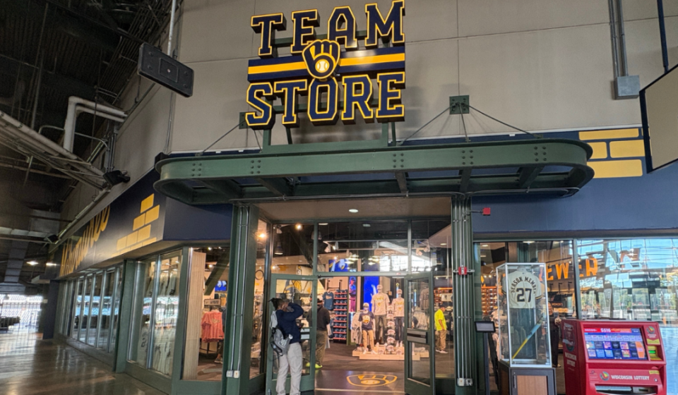 Brewers Team stores closed Thursday due to demand for World Series merchandise