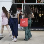 Data shows U.S. economy doing well ahead of midterms: NPR