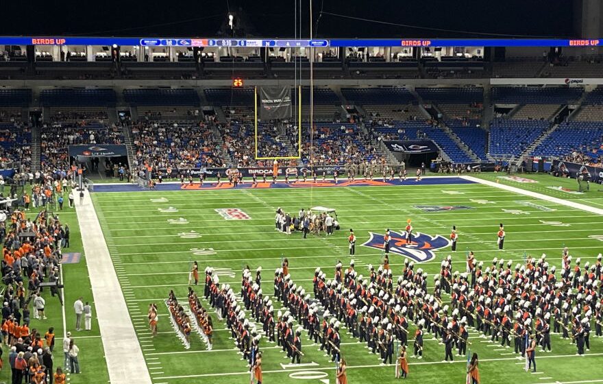 Airman dies in rappelling accident at Alamodome before UTSA-Navy game
