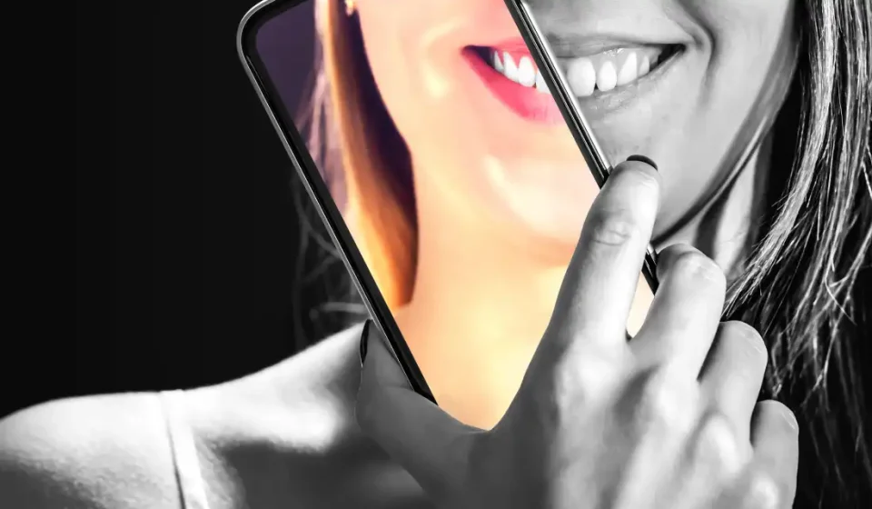 States seek to ban 'extreme' beauty filters on Meta – but where should they draw the line? : NPR