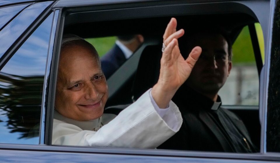 ‘No clinical reason’ Pope cannot travel to Latin America, surgeon says 'No clinical reason' Pope cannot travel to Latin America, surgeon says