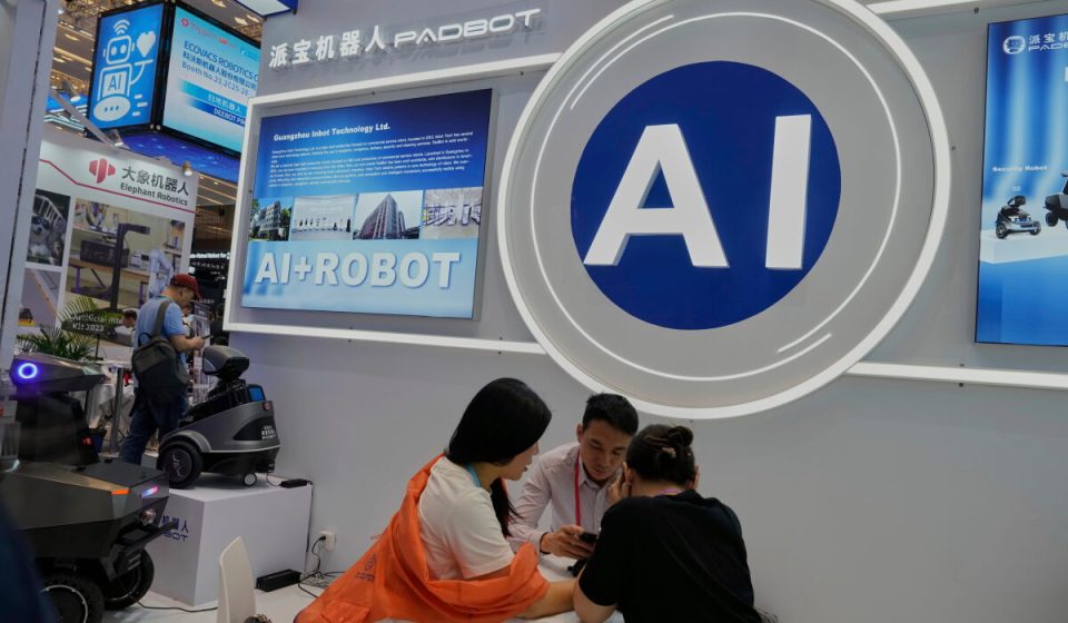 China decides to curb its technology exports, particularly those linked to AI and solar energy
