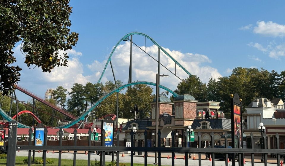 Six Flags to install seat belts on Georgia roller coaster after rider dies Six Flags to install seat belts on Georgia roller coaster after rider dies