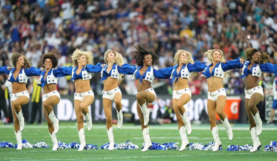 Dallas Cowboys recognize cheerleader union Dallas Cowboys recognize cheerleader union