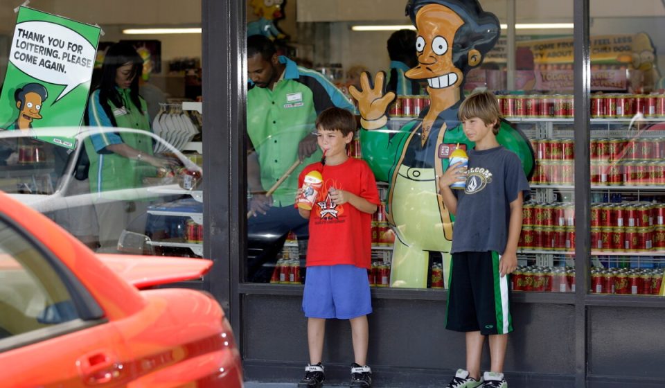Apu returns to 'The Simpsons' with a South Asian voice