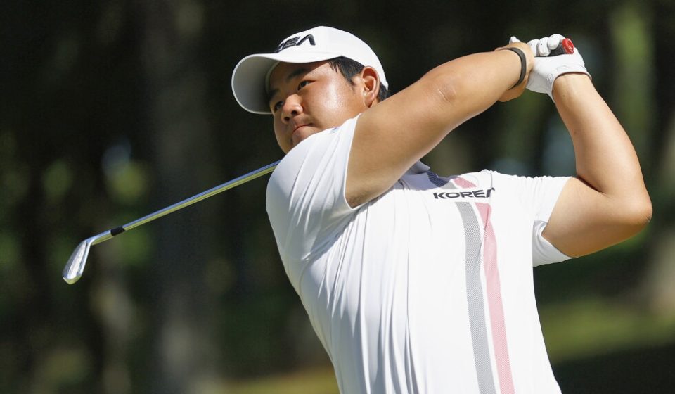 South Korean golfer Tom Kim wins gold and military exemption