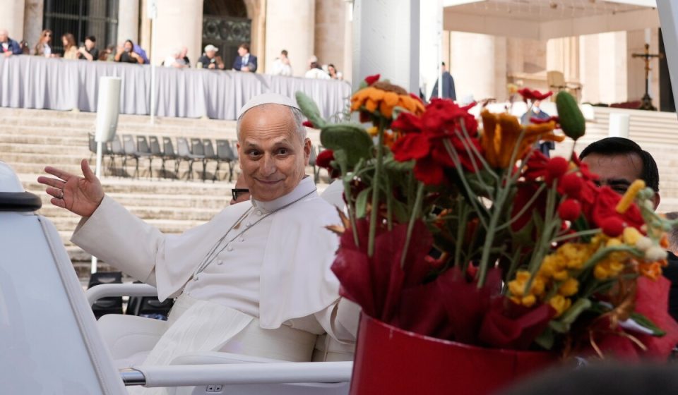 Pope Leo no longer needs treatment for lung cancer after tests, Vatican says Pope Leo no longer needs treatment for lung cancer after tests, Vatican says