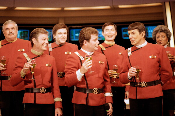 2 major losses in the casting shake up the passionate universe of “Star Trek”