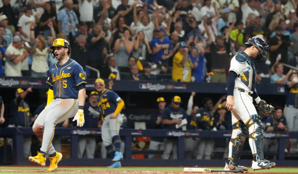 World Series: Brewers beat Rays 10-1 to move within one win of their first title World Series: Brewers beat Rays 10-1 to move within one win of their first title