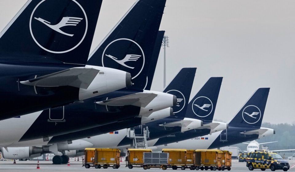 Saudi authorities announce three deaths in Riyadh airport attacks Saudi authorities announce three deaths in Riyadh airport attacks