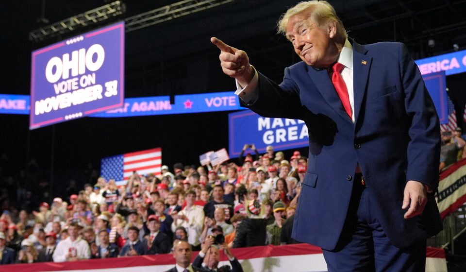 Trump attacks immigrants from Somalia and Haiti at Ohio rally
