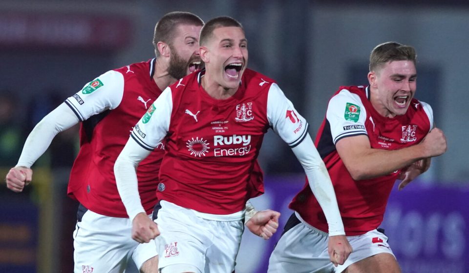 Arsenal lose to 4th-placed Fleetwood on penalties in English League Cup stunner