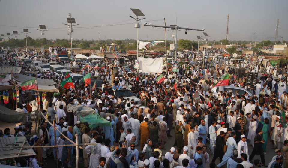 Imran Khan's supporters march on Islamabad to demand his release