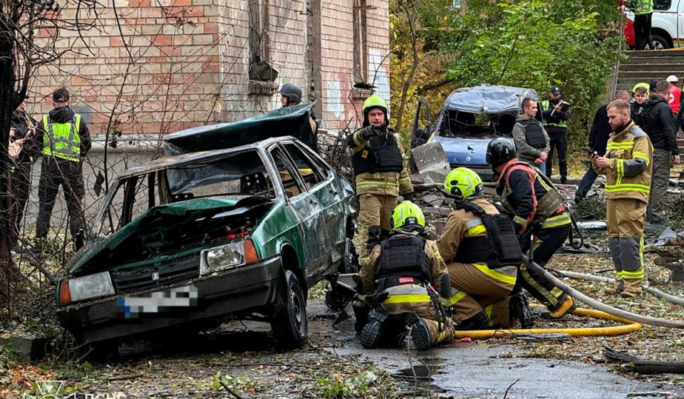 Ukraine resumes attacks on Russian oil refineries