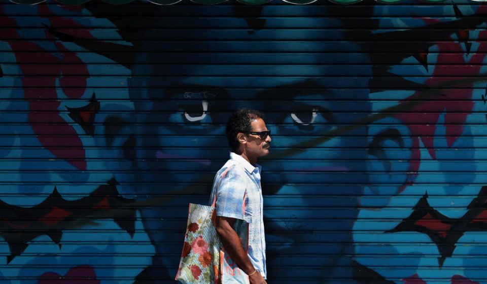 A dangerous heat wave hits Los Angeles. Here's how long it will last