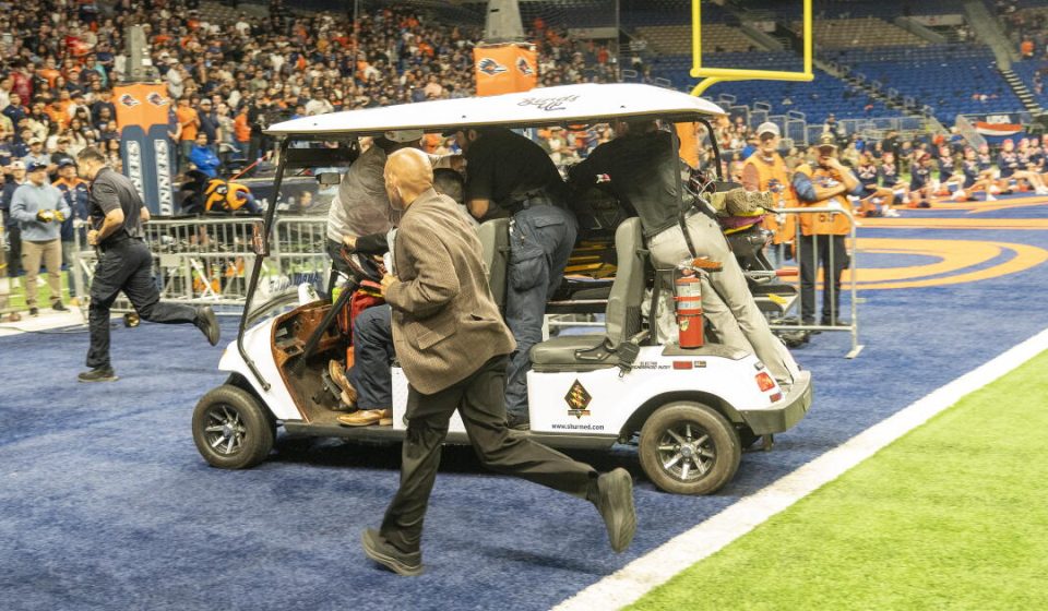 Air Force member dies after rappelling accident during Navy-UTSA game