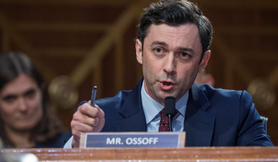 Supreme Court sides with Republicans in dispute over campaign ad costs