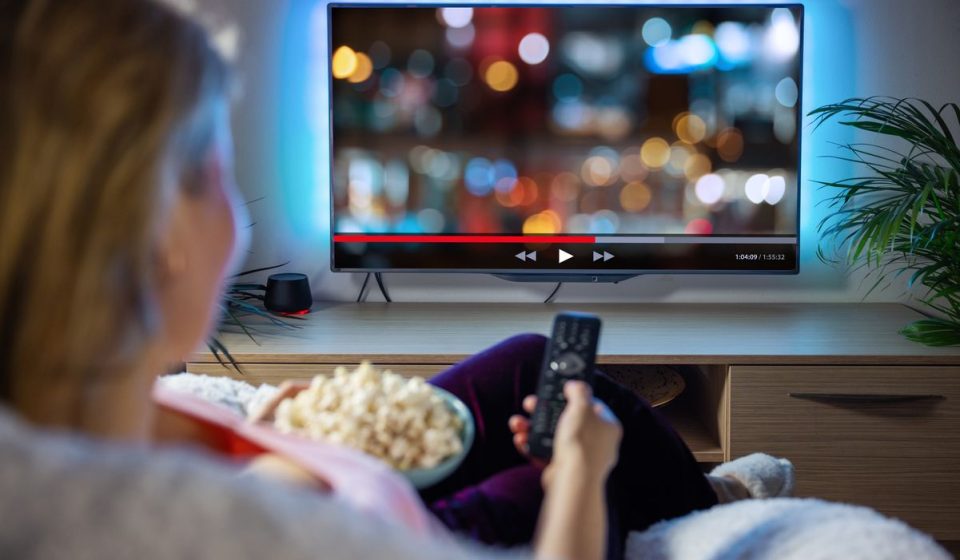 Netflix Stock: Should You Buy the Post-Earnings Dip?