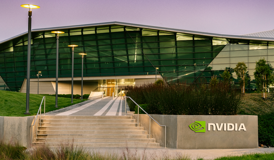 Lenders are getting nervous about CoreWeave. I would still buy Nvidia stock.