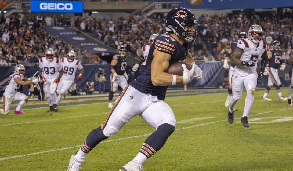 Bears lose TE Cole Kmet for season with knee injury Bears lose TE Cole Kmet for season with knee injury