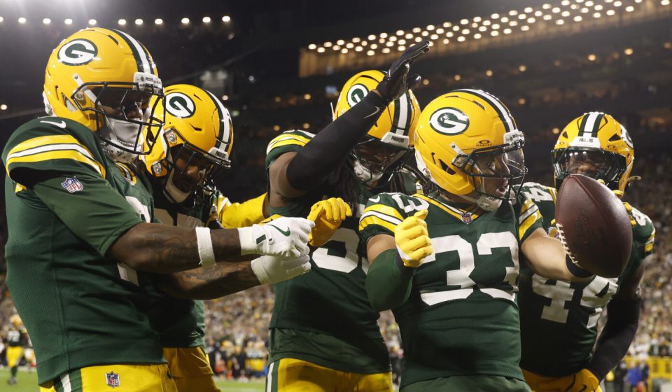 Sunday Night Football: Packers improve to 4-2 with 23-13 win over Cowboys