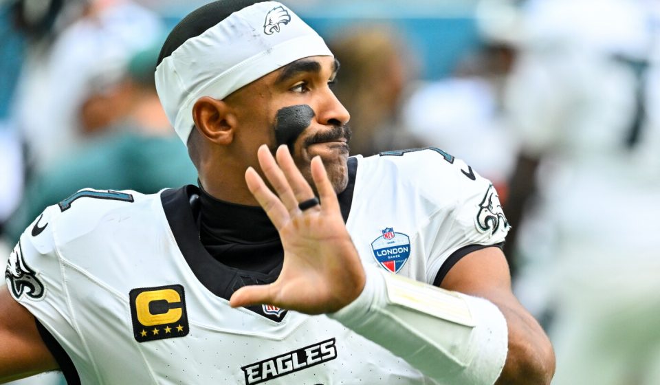 Eagles' sudden about-face on IR for Jalen Hurts seems odd, to say the least