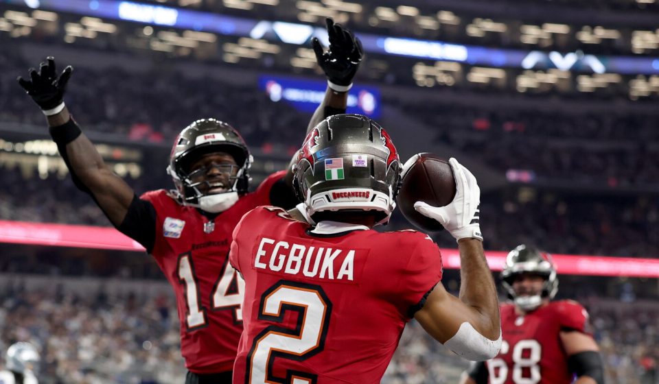 Thursday Night Football: Bucs upset Cowboys 24-16