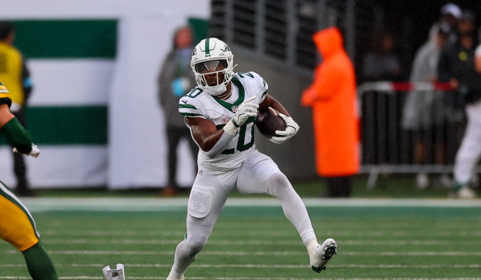 Jets RB Breece Hall inactive for third straight game