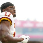 Commanders WR Terry McLaurin injured knee