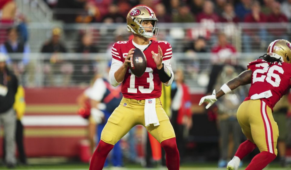 Monday Night Football: 49ers hold on for 23-17 win over Commanders