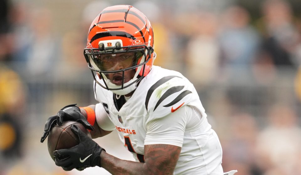 Ja'Marr Chase leaves for concussion evaluation
