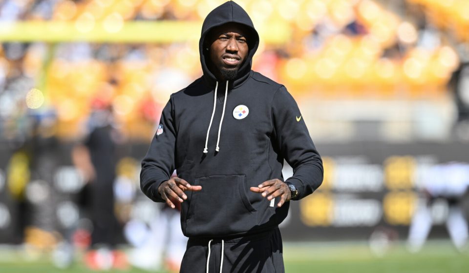 The Cowboys send the Steelers’ 2027 sixth-round pick and 2028 second-round pick for Joey Porter Jr. The Cowboys send the Steelers' 2027 sixth-round pick and 2028 second-round pick for Joey Porter Jr.