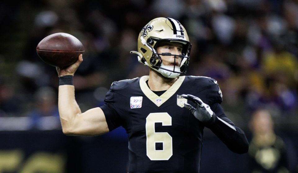 Report: Tyler Shough has two broken bones in his left hand