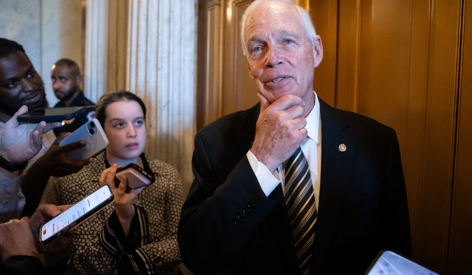 Ron Johnson Blocks Vote to Stop Trump Defunding – Live Updates Ron Johnson Blocks Vote to Stop Trump Defunding – Live Updates