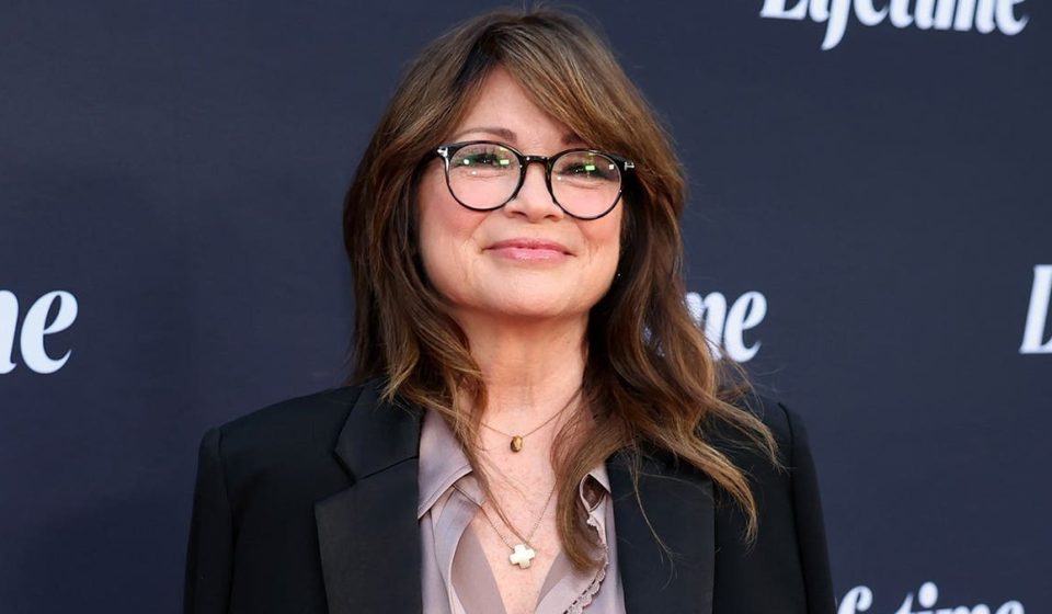 Valerie Bertinelli calls out trolls for calling her 'obsessed' with her ex