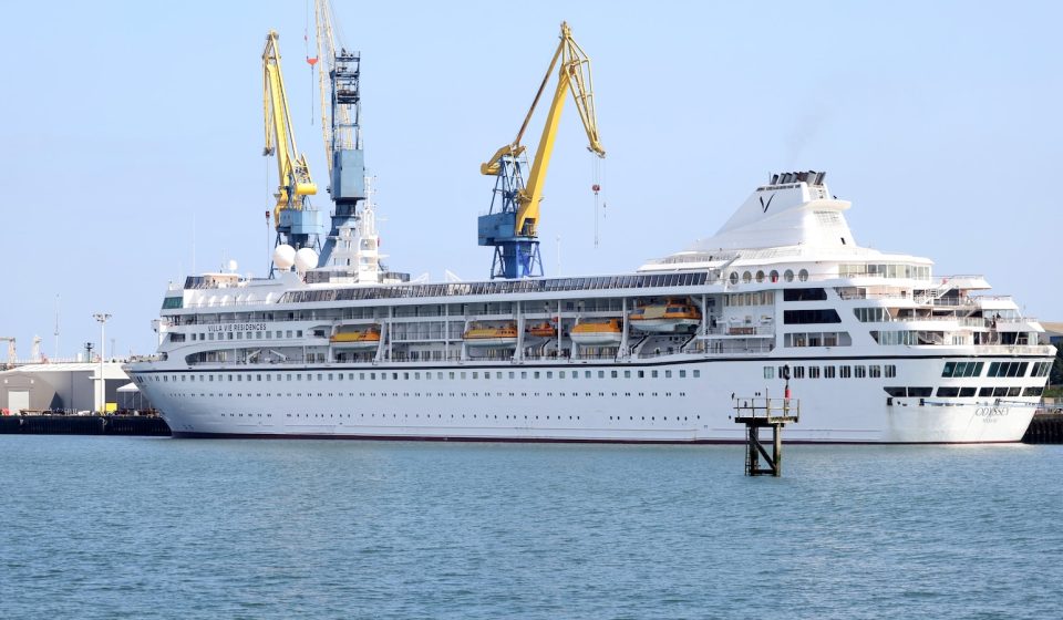 US cruise ship ends global voyage due to fuel costs; 200 passengers lose their homes